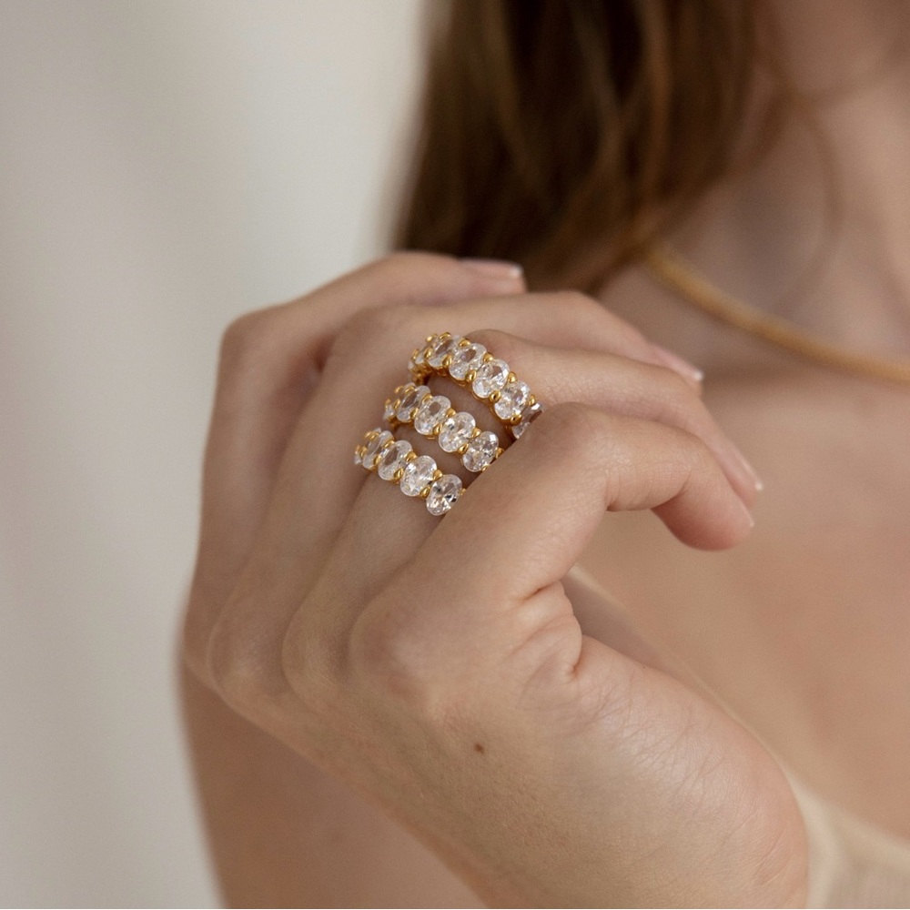 Caitlyn Minimalist Oval Diamond Eternity Band Ring Size 9